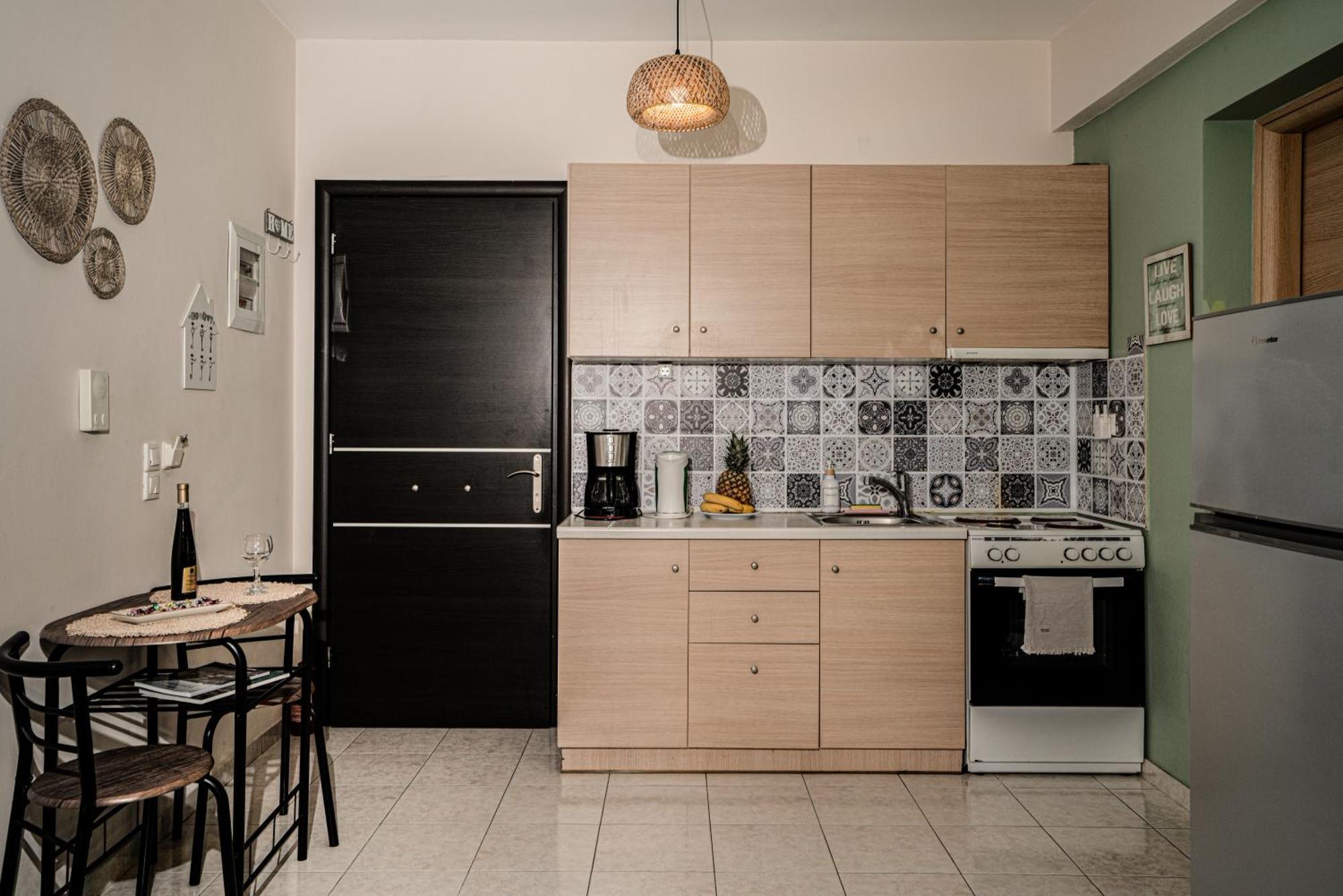 Sunny Central Studio Zakynthos Town Exterior photo