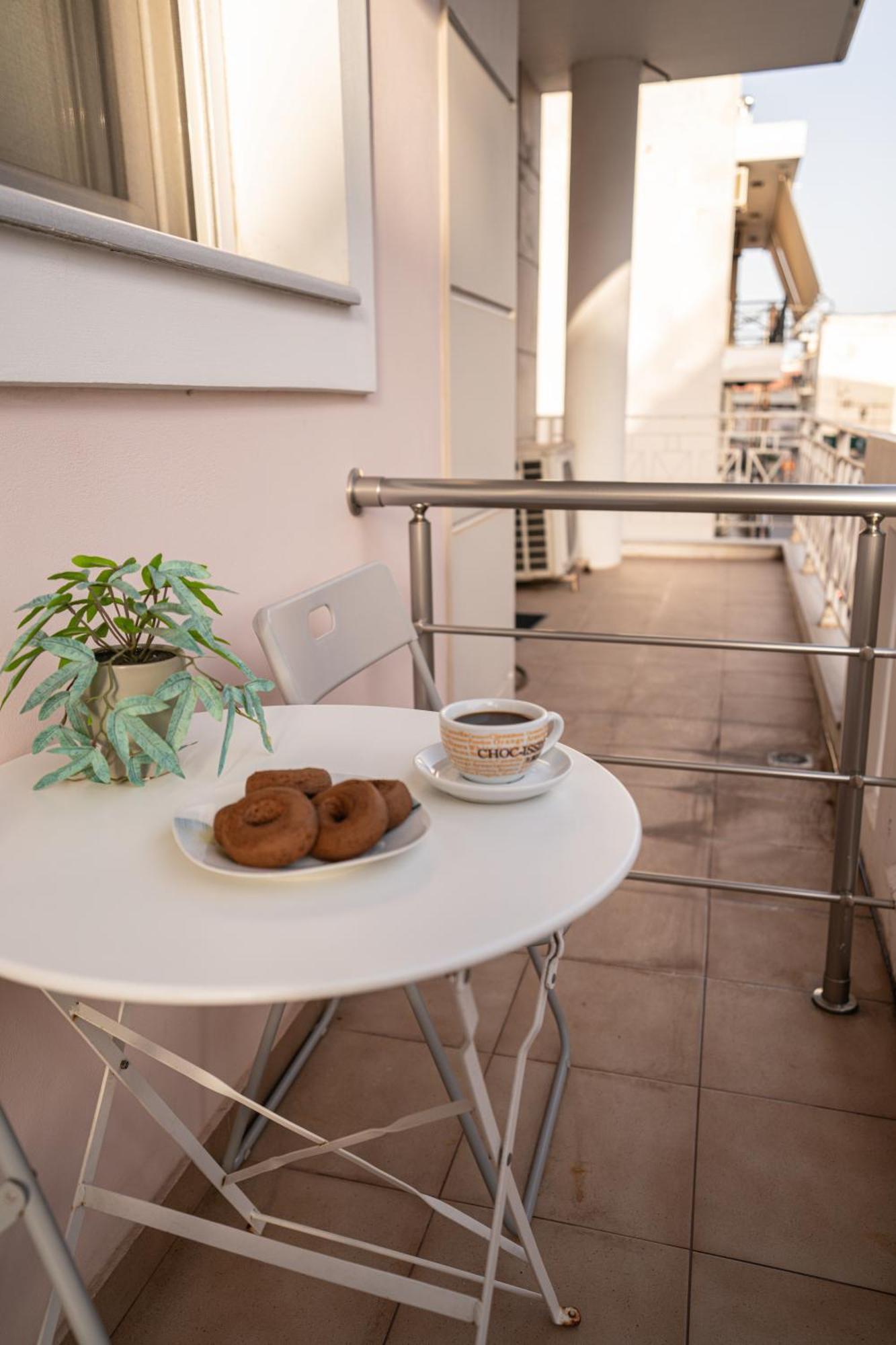 Sunny Central Studio Zakynthos Town Exterior photo